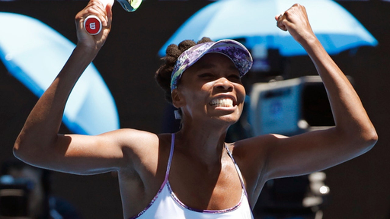 The Latest: Federer races into Australian Open semifinals